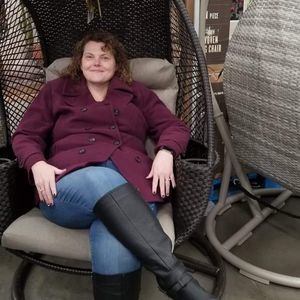 Meet your Posher, Michaela